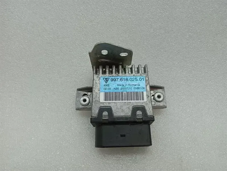 Porsche Boxster (987) Porsche Cayman 987 Electronic Module 99761802501 Control Unit FUEL PUMP Body type: Coupe
Fuel: Petrol