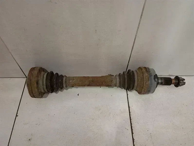Porsche Boxster (987) Porsche Cayman 987 Left Rear Drive Shaft 98733202460 Drive Shaft Rear Li PDK Body type: Coupe
Fuel: Petrol