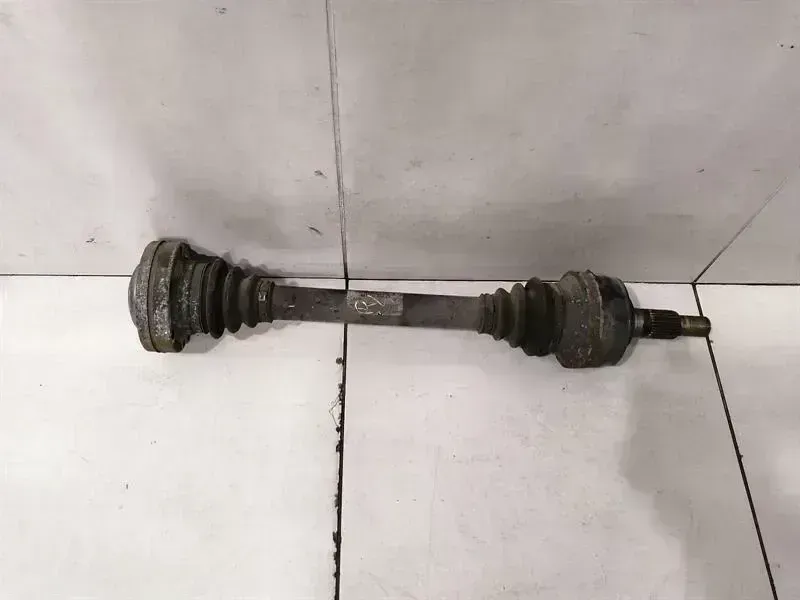 Porsche Boxster (987) Porsche Boxster 987 left rear drive shaft 98733202425 drive shaft rear left Body type: Convertible
Fuel: Petrol