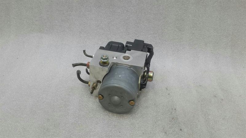 Porsche 911 (996) Porsche 911 996 a.b.s pump 99635575504 ABS pump HYDRAULIC BLOCK. Body type: Coupe
Fuel: Petrol