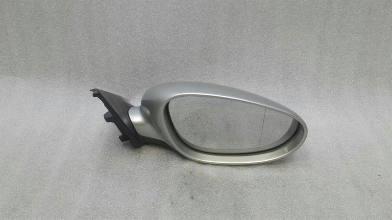 Porsche 911 (996) Porsche 911 996 Right Door Mirror RHD 99673122001 Right Hand Drive. Body type: Coupe
Fuel: Petrol