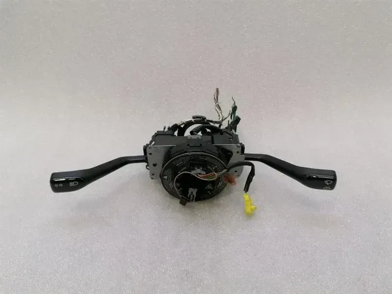 Porsche 911 (996) Porsche 911 996 wiper stalks 99665221100 indicator switch steering column switch Body type: Coupe
Fuel: Petrol