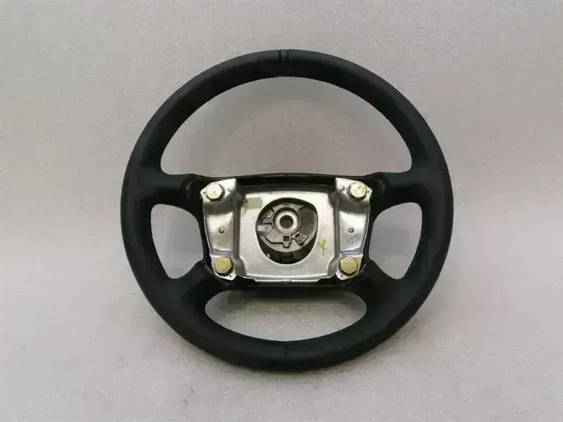 Porsche 911 (996) Porsche 911 996 Steering Wheel 99334780456A28 Steering Wheel Manual Body type: Coupe
Fuel: Petrol