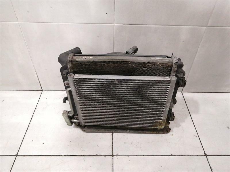 Porsche 911 (996) Porsche 911 996 Left Radiator Pack 99610613181 Radiator Package Left Body type: Coupe
Fuel: Petrol