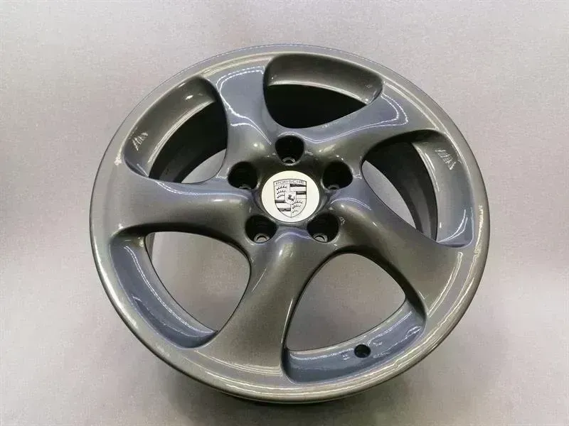 Porsche 911 (996) Porsche 911 996 Alloy Wheel 99636213406 Turbo Look II 7.5J x 18 ET50 Alloy Wheel Body type: Coupe
Fuel: Petrol