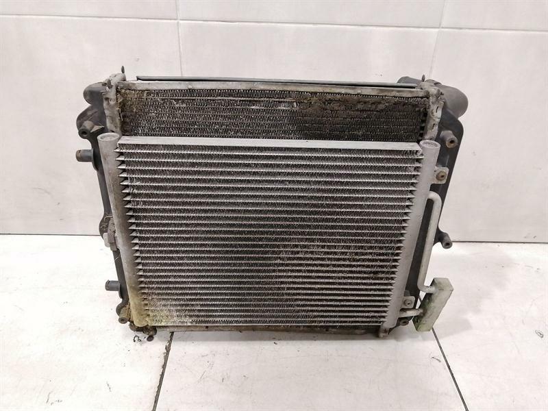 Porsche 911 (996) Porsche 911 996 Right Radiator Pack 99610613273 Radiator Package Right Body type: Coupe
Fuel: Petrol
