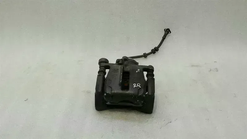 Audi A7 (4G) Audi A7 4G right rear caliper brake caliper rear right Body type: Saloon
Fuel: Gas