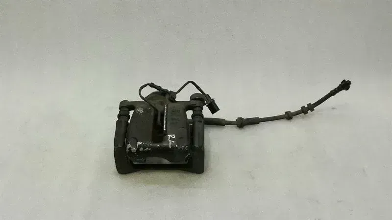 Audi A7 (4G) Audi A7 4G left rear caliper brake caliper rear left Body type: Saloon
Fuel: Gas