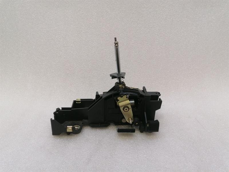 Porsche Boxster (986) Gear selector Porsche Boxster 986 Gear Selector 99642601109 G...