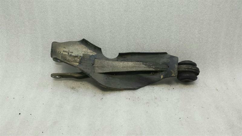 Porsche Boxster (986) Porsche Boxster 986 Right Front Wishbone 99634104306 Front Right Wishbone Body type: Convertible
Fuel: Petrol
