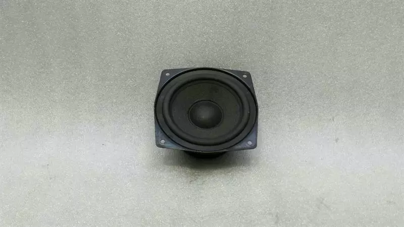 Porsche Boxster (986) Speaker Porsche Boxster 986 Speaker Speakers

Part code...