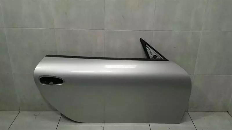 Porsche 911 (996) Porsche Boxster 986 996 911 Right Front Door 99653101202 Door Front Right Body type: Convertible
Fuel: Petrol