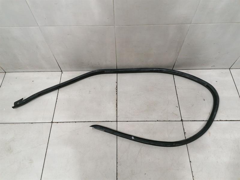 Porsche Boxster (987) Porsche Boxster 987 Door Seal 997537075 Door Seals LEFT Body type: Convertible
Fuel: Petrol