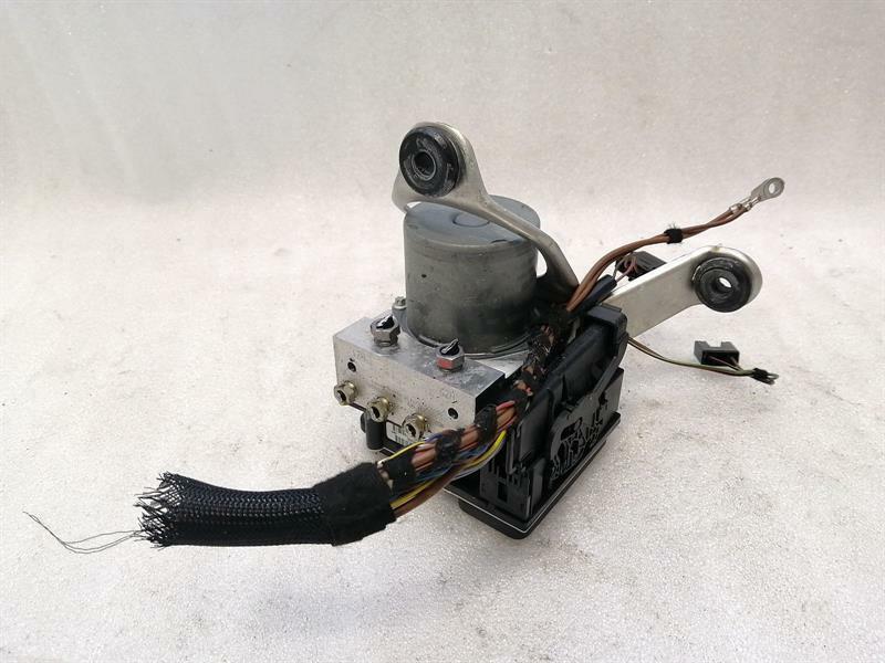 Porsche Boxster (987) Porsche Boxster 987 A.B.S Pump 98735575504 ABS Pump Hydraulic Block Body type: Convertible
Fuel: Petrol