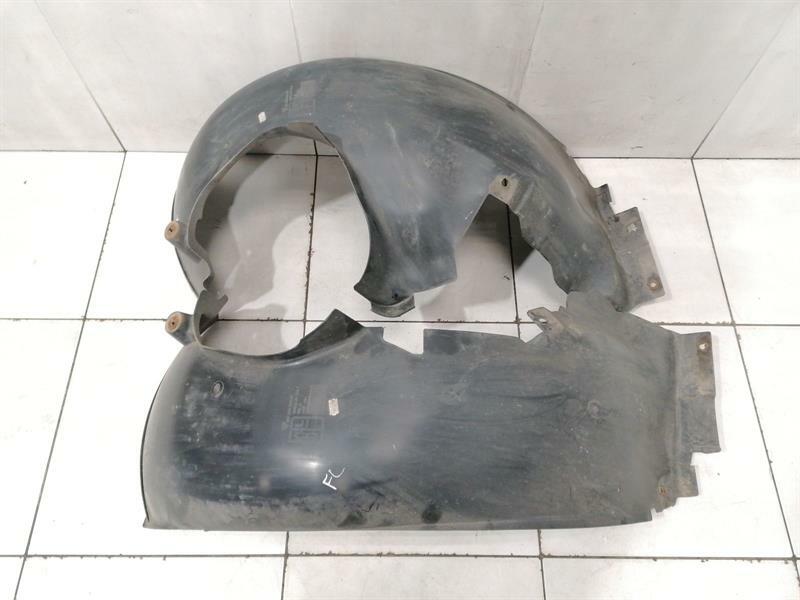 Porsche Boxster (987) Porsche Boxster 987 Wheel Arch Plastic Front Set 98750420300 WHEEL RUN COVER Body type: Convertible
Fuel: Petrol