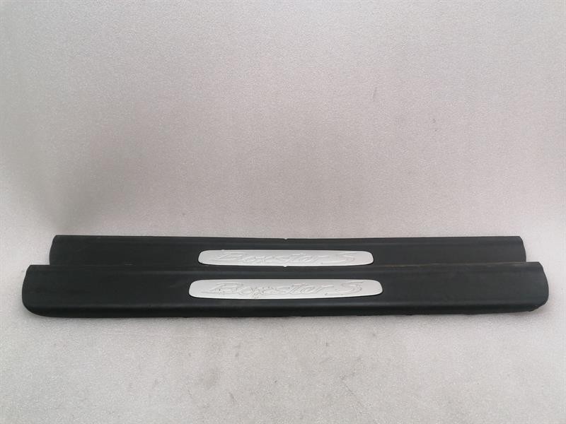 Porsche Boxster (987) Porsche Boxster 987 Door Sill 997551303 Door Sill Body type: Convertible
Fuel: Petrol