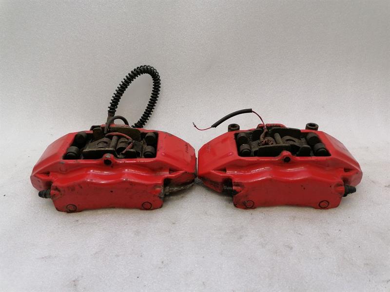 Porsche Boxster (987) Porsche Boxster 987 front set brake caliper 996351425 brake caliper front set Body type: Convertible
Fuel: Petrol