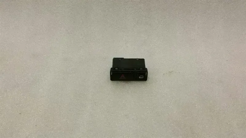 BMW 3 (E46) BMW 3 Series E46 E85 Hazard Warning Switch 8368920 Hazard Door Lock Switch