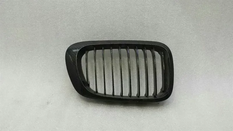 BMW 3 (E46) BMW 3 Series E46 Right Front Grille Radiator Grille Right