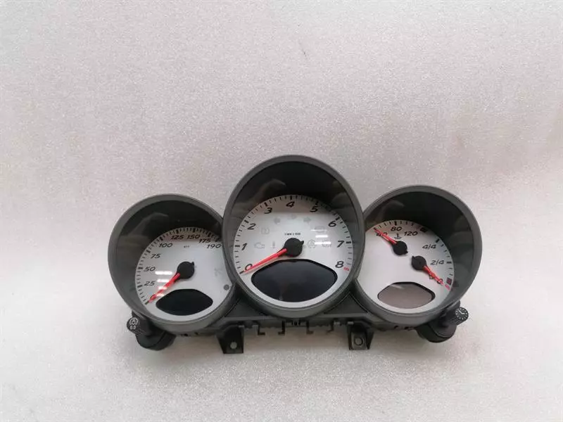 Porsche Boxster (987) Porsche Cayman 987 Instrument Cluster 98764111730 Speedometer MPH UK Body type: Coupe
Fuel: Petrol