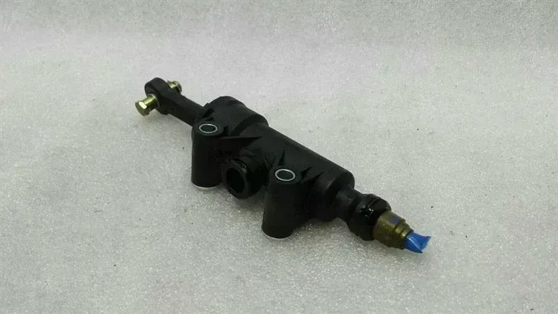 Porsche 911 (996) Porsche 997 987 clutch cylinder 99742317101 clutch cylinder master cylinder Body type: Coupe
Fuel: Petrol