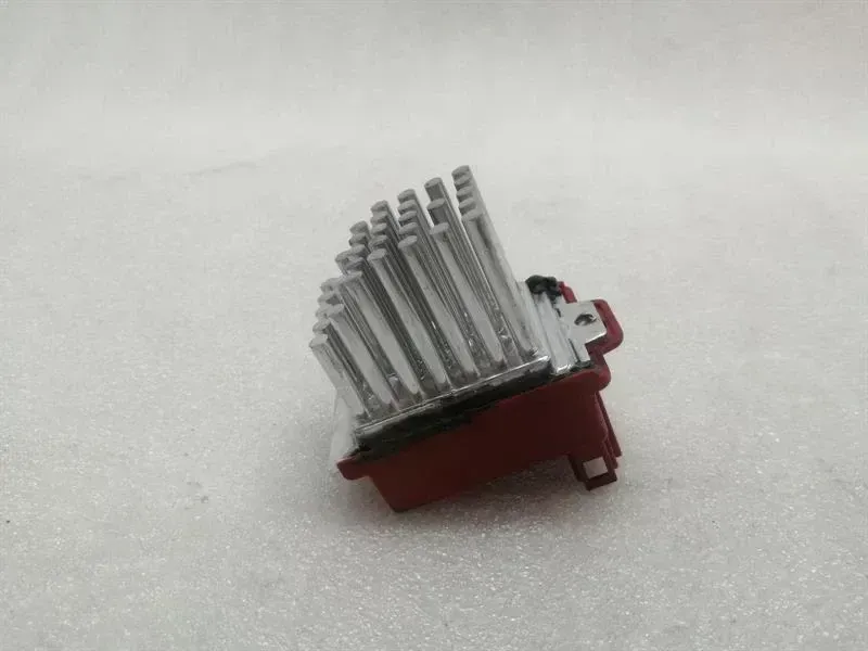 Porsche Boxster (987) Porsche Cayman 987 Heater Resistor 1J0907521 Fan Controller Body type: Coupe
Fuel: Petrol