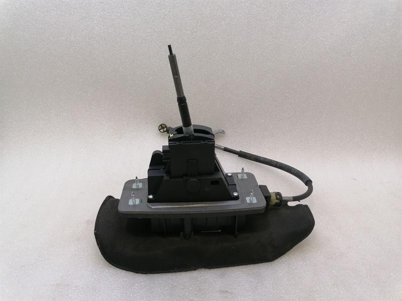 Porsche Macan Porsche Macan 95B Gear Selector 95B713041D Gear Shift Linkage Body type: SUV
Fuel: Petrol