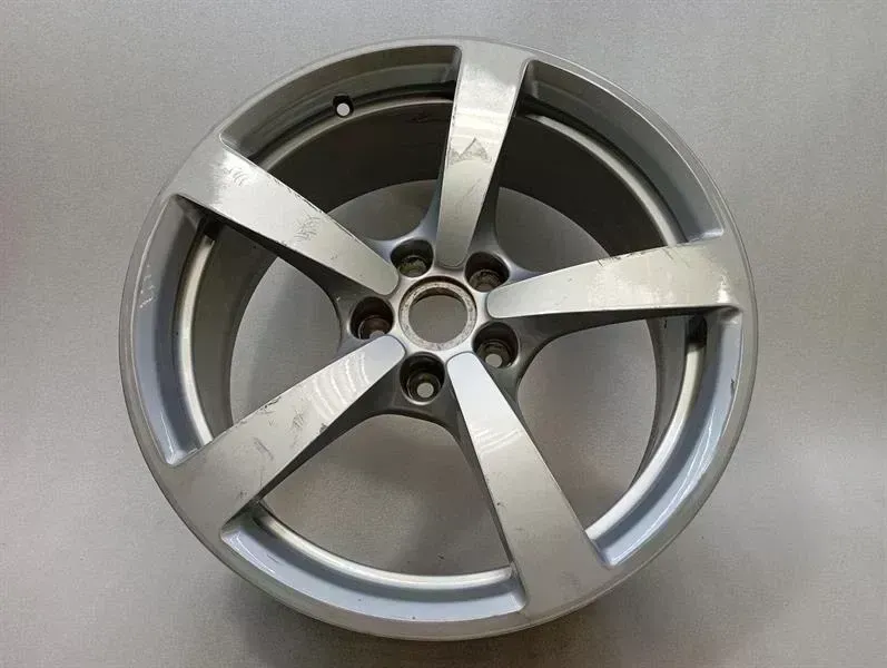 Porsche Macan Porsche Macan 95B Alloy Wheel 95B601025AP Alloy Wheel Body type: SUV
Fuel: Petrol