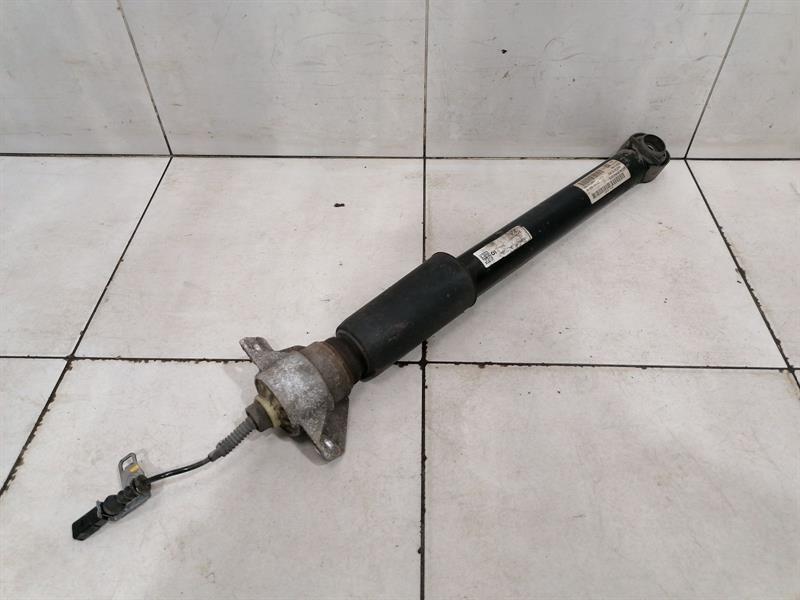 Porsche Macan Porsche Macan 95B shock absorber rear 95B513035F shock absorber rear Body type: SUV
Fuel: Petrol
