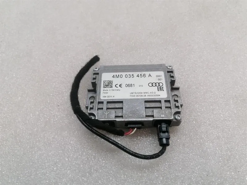 Porsche Macan 95B Electronic Module 4M0035456A Control Unit ANTENNA AMP