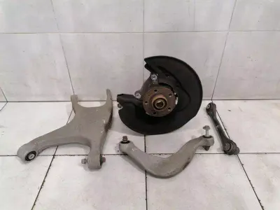 Porsche Macan 95B Radnabe Hinten Links 95B505431 Radlagergehäuse Hinten Links SET SET