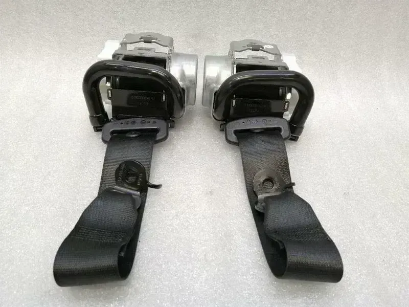 BMW X4 (G02) BMW X4 G02 G01 X3 rear seat belt set 7469998 7469997 seat belt rear belt Body type: SUV
Fuel: Petrol