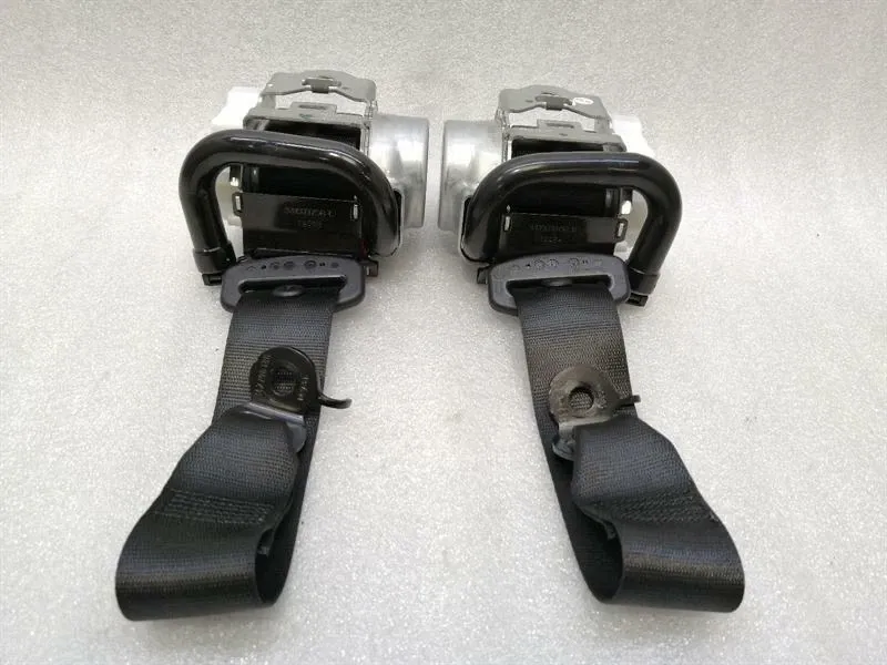BMW X4 G02 G01 X3 rear seat belt set 7469998 7469997 seat belt rear belt
