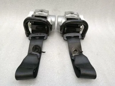 Zestaw pasów bezpieczeństwa BMW X4 G02 G01 X3 tył 7469998 7469997 pas bezpieczeństwa tylny pas