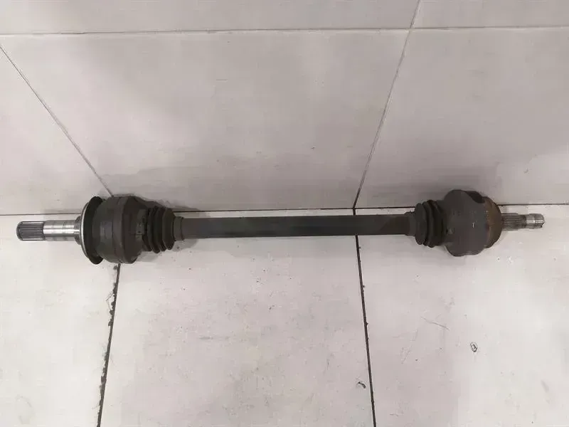 Mercedes-Benz A (W176) Mercedes S-Class W222 Drive Shaft Rear Right A2223501505 RRH Drive Shaft Body type: Saloon
Fuel: Petrol