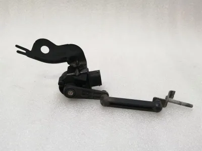Датчик уровня Mercedes S-класса W222 FLH A22290503, регулировка уровня спереди слева