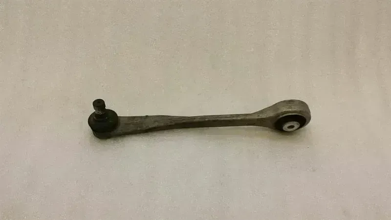Audi A7 (4G) Audi A7 4G left front wishbone front left wishbone Body type: Saloon
Fuel: Gas