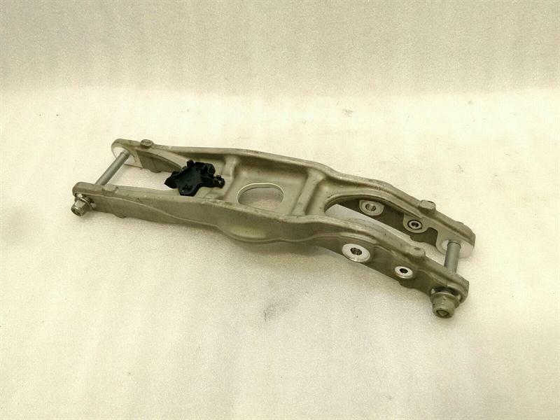 Mercedes-Benz S Coupe (C217) Right Rear Wishbone Mercedes E53 AMG W238 Right Rear Wishbone A2053...