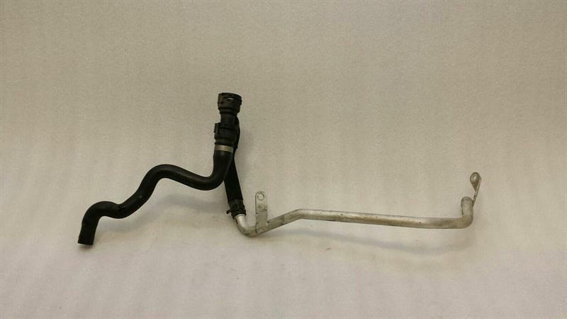 Audi A7 (4G) Audi A7 4G cooling pipe 4G0121485Q cooling water hose hose Body type: Saloon
Fuel: Gas