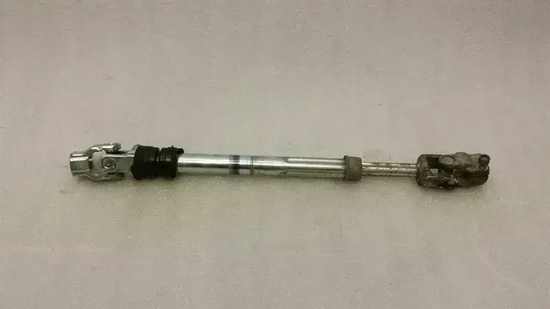 Audi A7 (4G) Audi A7 4G Steering Gasket Tie Rod Shaft Body type: Saloon
Fuel: Gas