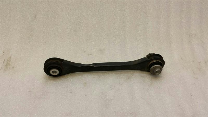 Audi A7 (4G) Audi A7 4G right rear wishbone 8K0501529L rear right wishbone Body type: Saloon
Fuel: Gas
