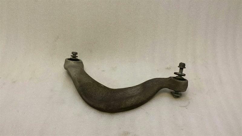 Audi A7 (4G) Audi A7 4G left rear wishbone 8K0505323H rear left wishbone Body type: Saloon
Fuel: Gas