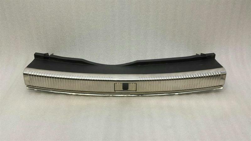 Audi A7 (4G) Audi A7 4G Boot Lid Cover 4G8863471 Tailgate Trim Body type: Saloon
Fuel: Gas