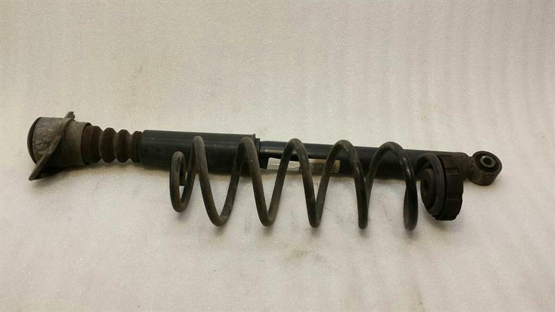 Audi A7 (4G) Audi A7 4G left shock absorber rear 4G8513035A shock absorber rear left Body type: Saloon
Fuel: Gas