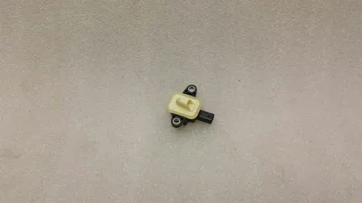 Audi A7 4G Aufprallsensor 4H0955557 Crashsensor SRS
