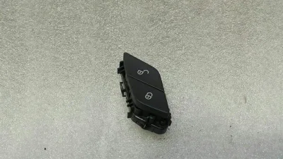 Выключатель замка правой двери Mercedes E Class W238 A2139059703 Выключатель замка двери RE