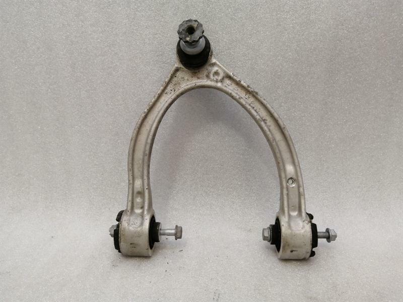 Mercedes-Benz A (W176) Mercedes C43 AMG W205 right front wishbone A2053303403 front right handlebar Body type: Estate
Fuel: Petrol