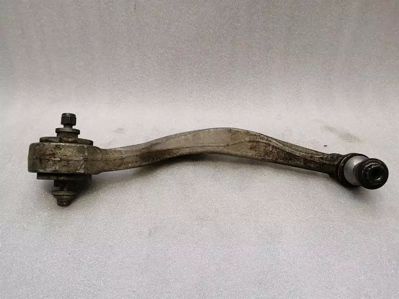 Mercedes-Benz A (W176) Mercedes C43 AMG W205 Right Front Wishbone A2053306406 Front Right Wishbone Body type: Estate
Fuel: Petrol