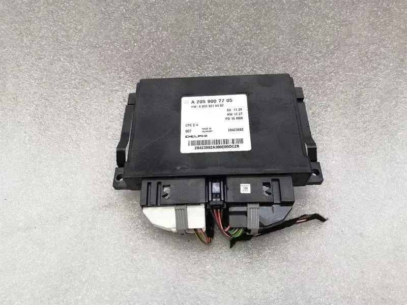 Mercedes-Benz A (W176) Mercedes C Class W205 Gearbox Module A2059007705 Gearbox Control Unit C43 AMG Body type: Estate
Fuel: Petrol