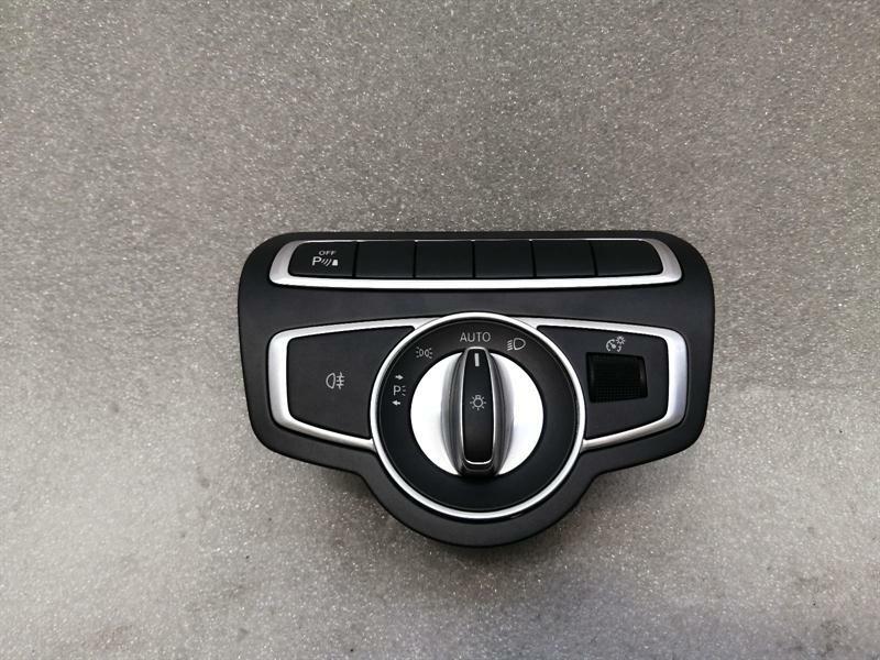 Mercedes-Benz A (W176) Mercedes C Class W205 Headlight Switch A2059051810 Light Switch Body type: Coupe
Fuel: Petrol